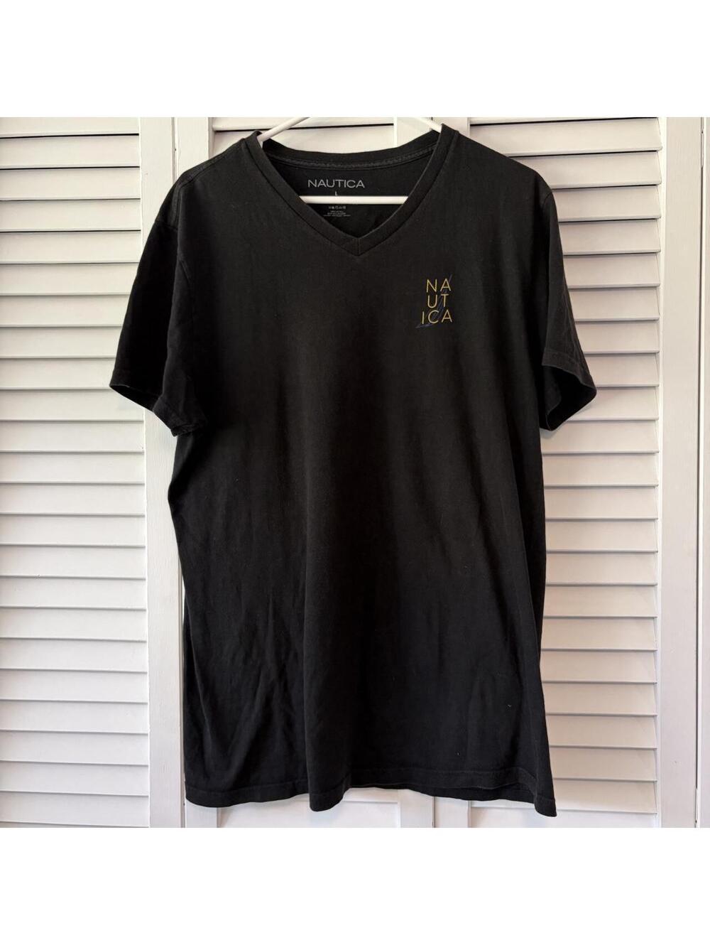 Nautica Men's Black Tshirt L